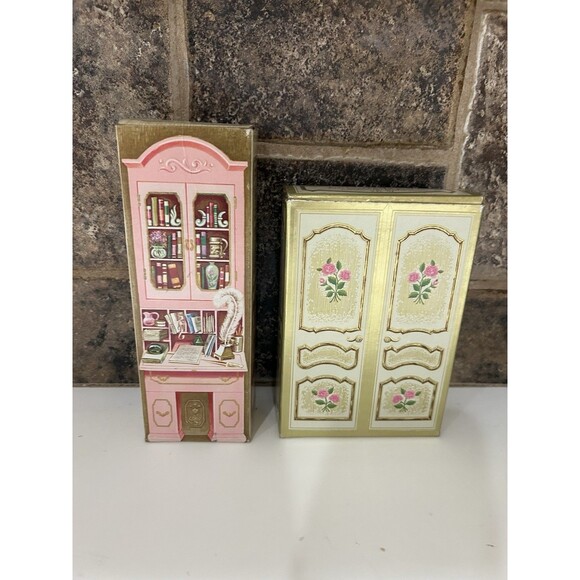 Vintage Pair of Nostalgic Avon Pink Secretaire Decanter & Gold Wardrobe Decanter - Picture 4 of 9